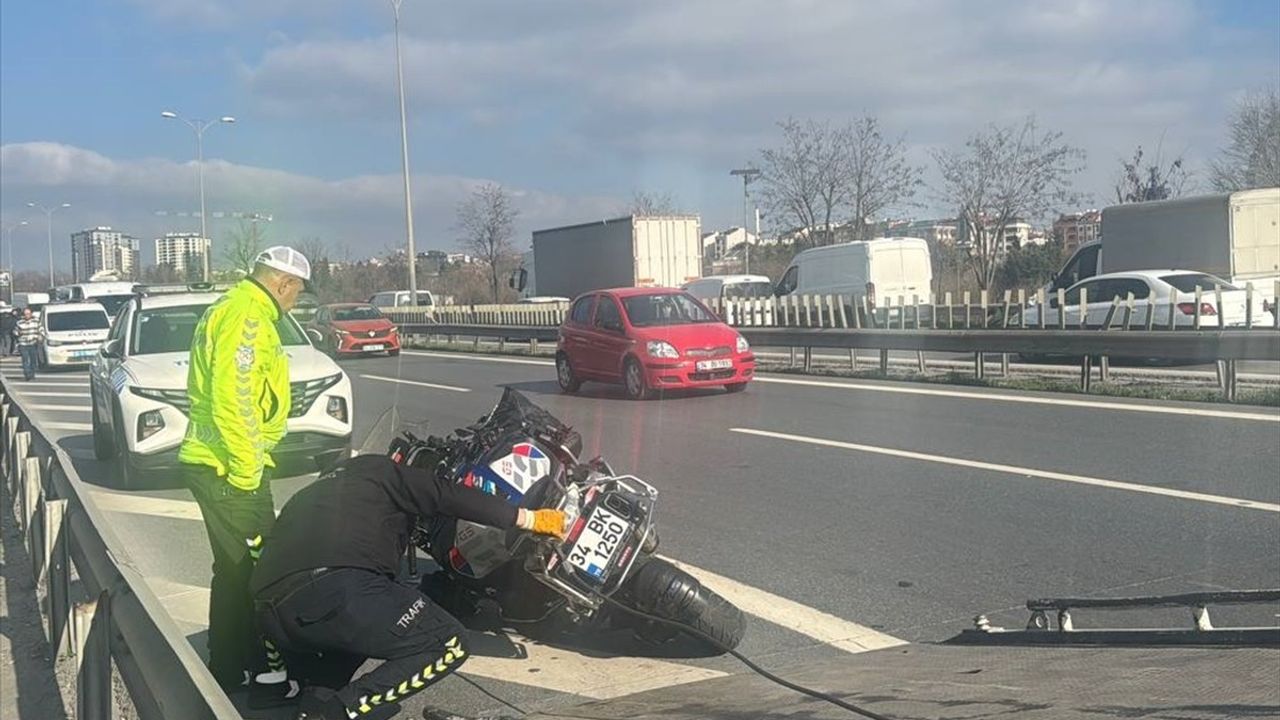 Esenler'de Motosiklet Kazası: Sürücü Hayatını Kaybetti