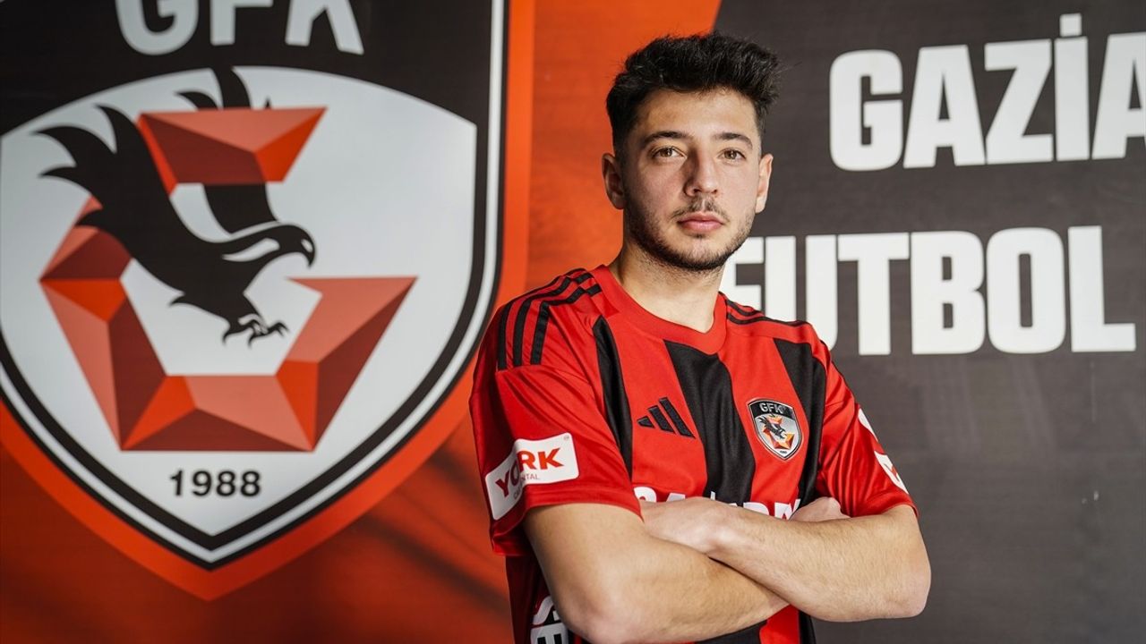 Gaziantep FK, Orta Saha Oyuncusu Muhammed Gümüşkaya'yı Kiraladı