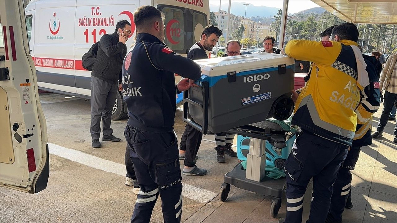 Giresun'da beyin ölümü gerçekleşen genç kızın organları 4 kişiye umut oldu