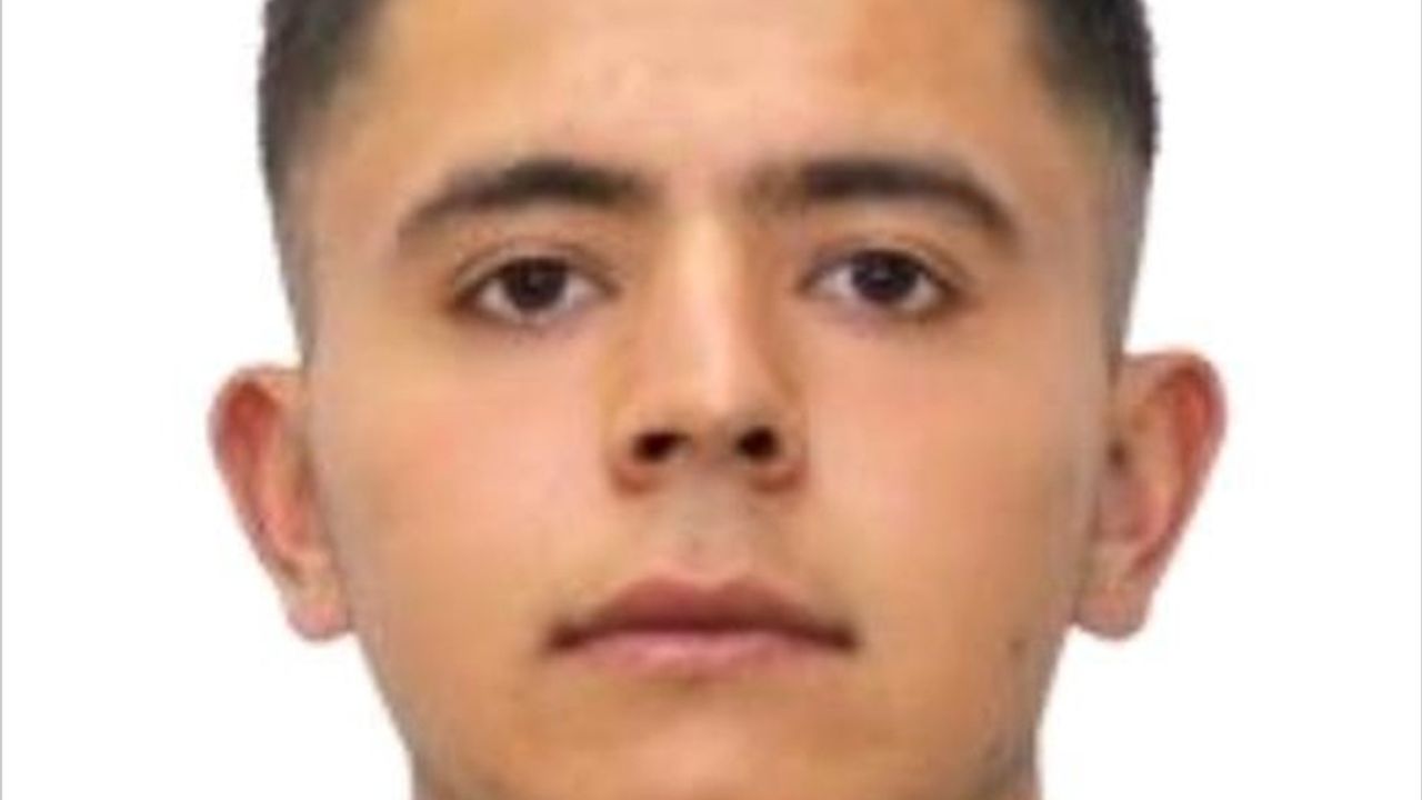 İçişleri Bakanı Ali Yerlikaya'dan Şehit Polis Memuru Emirhan Aramış İçin Başsağlığı Mesajı