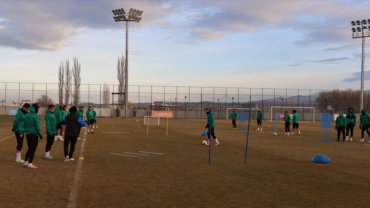 Iğdır FK, İkinci Yarıya Galibiyet Hedefiyle Başlıyor
