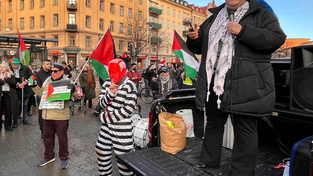 İsveç'te Gazze'deki Duruma Dikkat Çekmek İçin Protesto