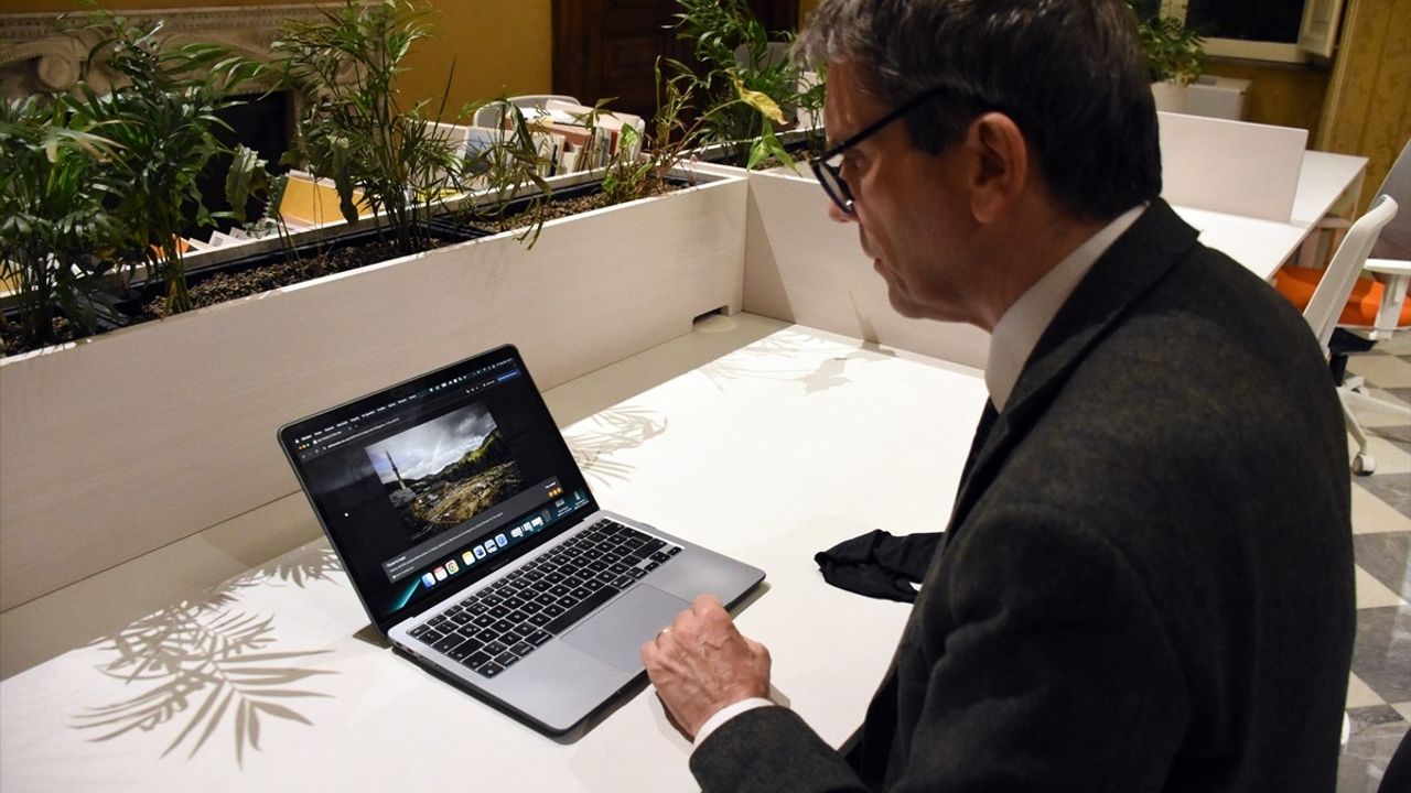 İtalya Yabancı Basın Derneği Başkanı Maarten van Aalderen, AA'nın Yılın Kareleri Oylamasında