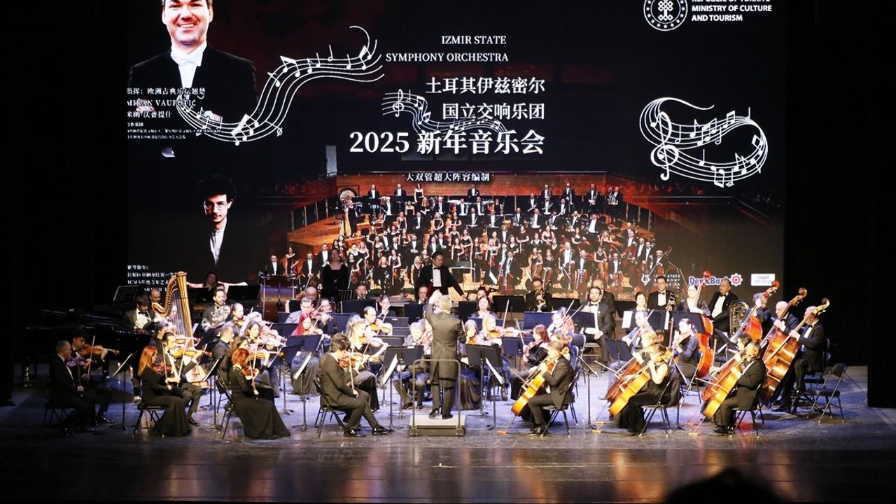 İzmir Devlet Senfoni Orkestrası, Pekin'de Yeni Yıl Konseri gerçekleştirdi