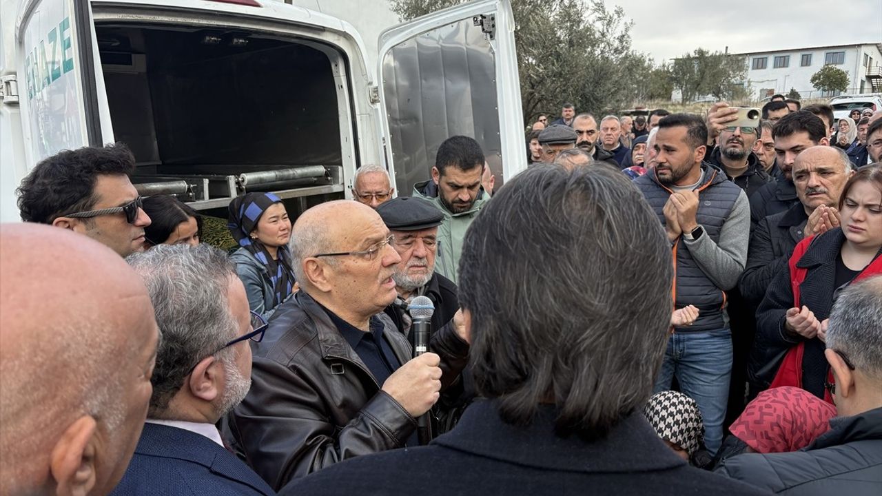 Kartalkaya'daki otel yangınında ölen anne ve kızı Manisa'da defnedildi