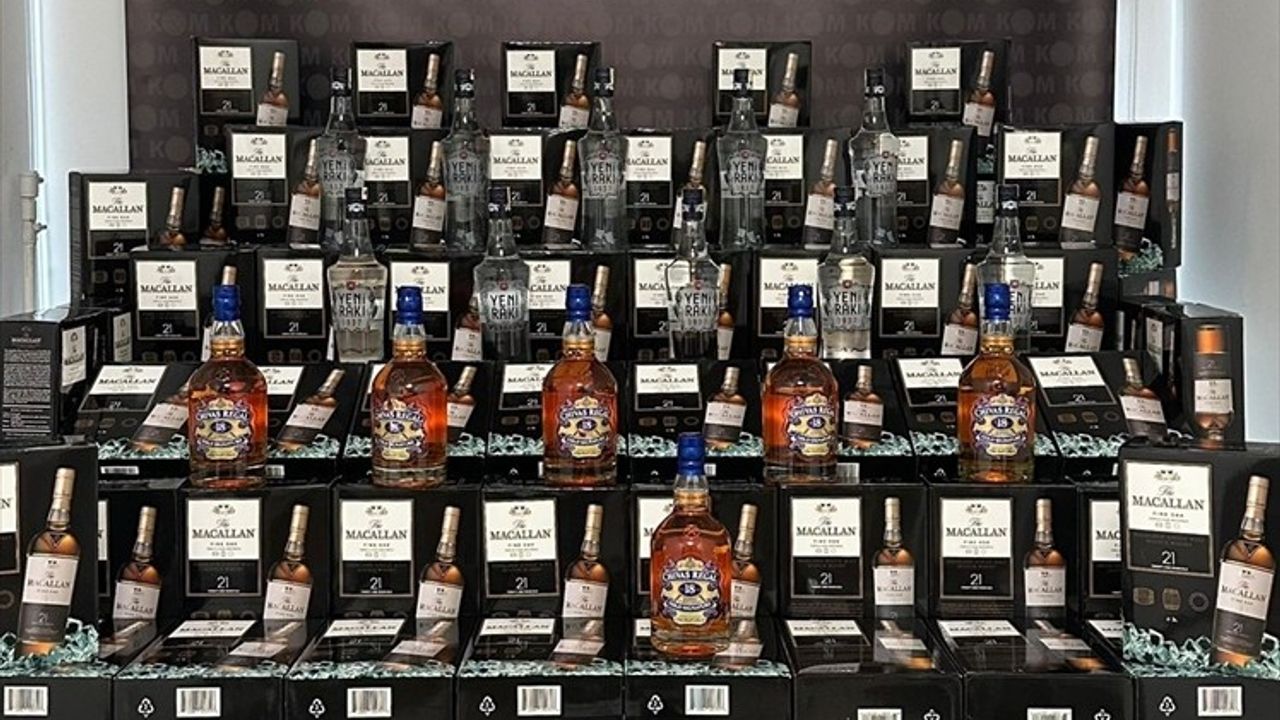 Kocaeli'deki Operasyonda 316 Litre Sahte İçki Ele Geçirildi