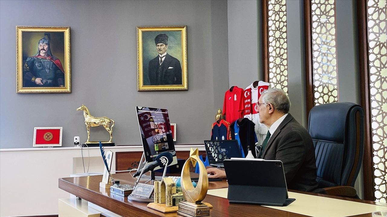 KTMÜ Rektörü Prof. Dr. Ceylan, Anadolu Ajansı'nın Yılın Kareleri Oylamasına Katıldı