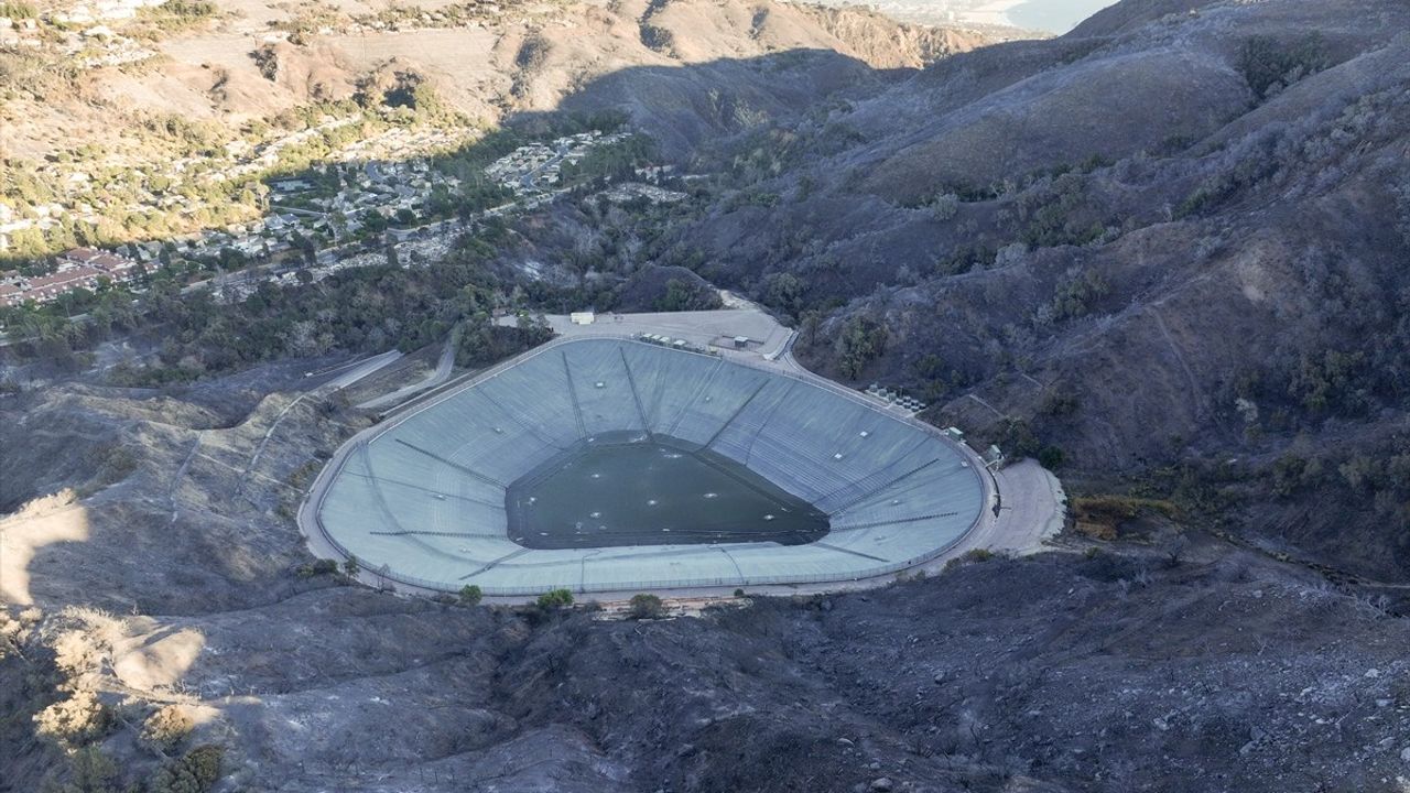 Los Angeles Yangınlarında Boş Su Rezervuarları Gündemde