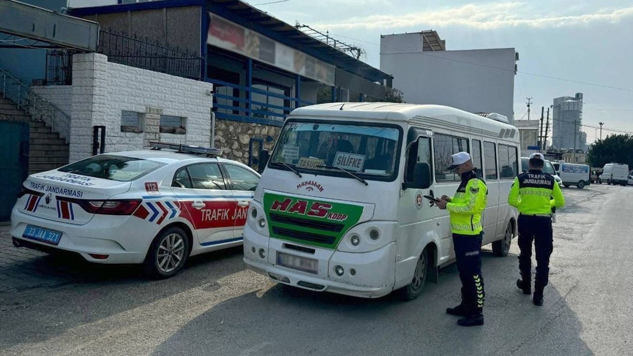 Mersin'de Ocak Ayında 597 Araç Trafikten Men Edildi