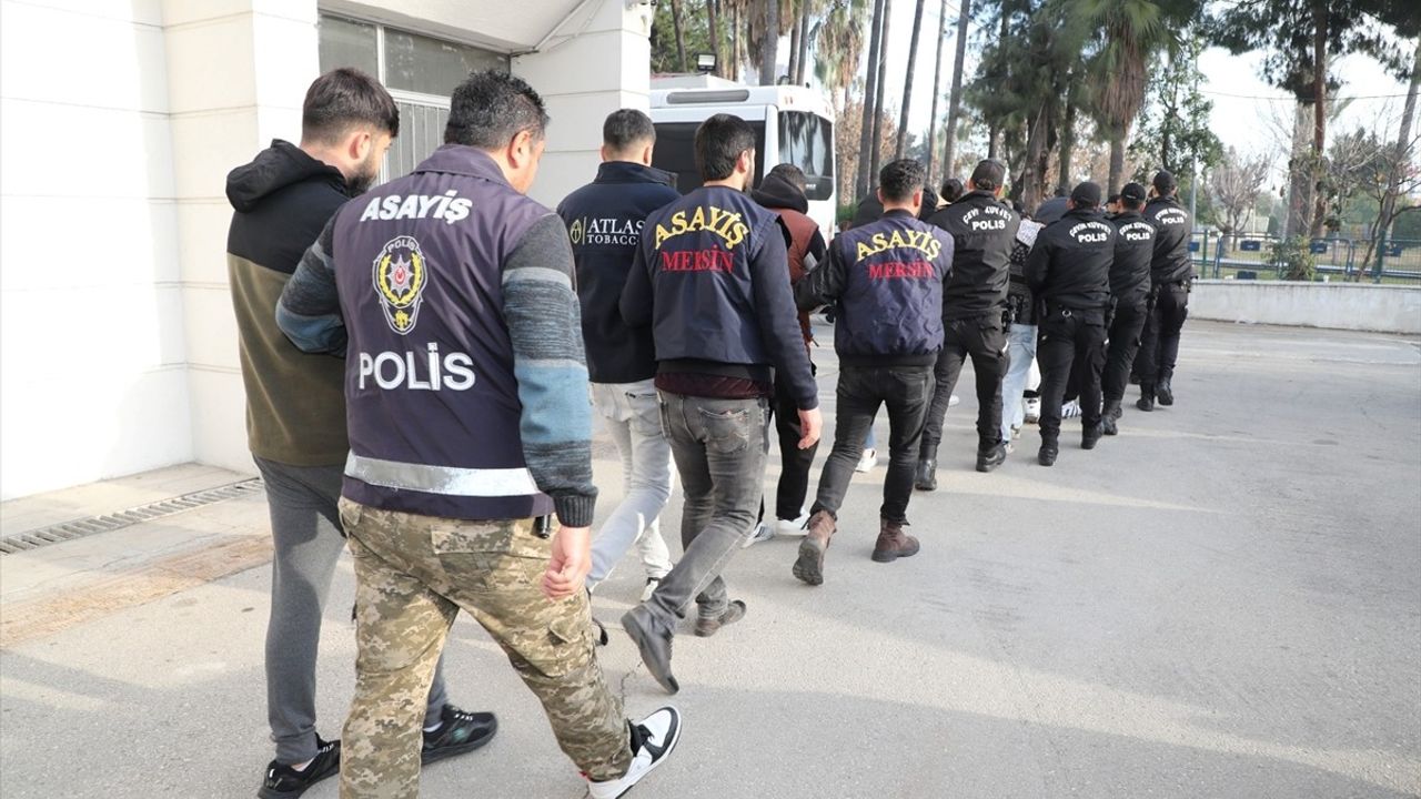 Mersin Merkezli Dolandırıcılık Operasyonunda 11 Zanlı Tutuklandı