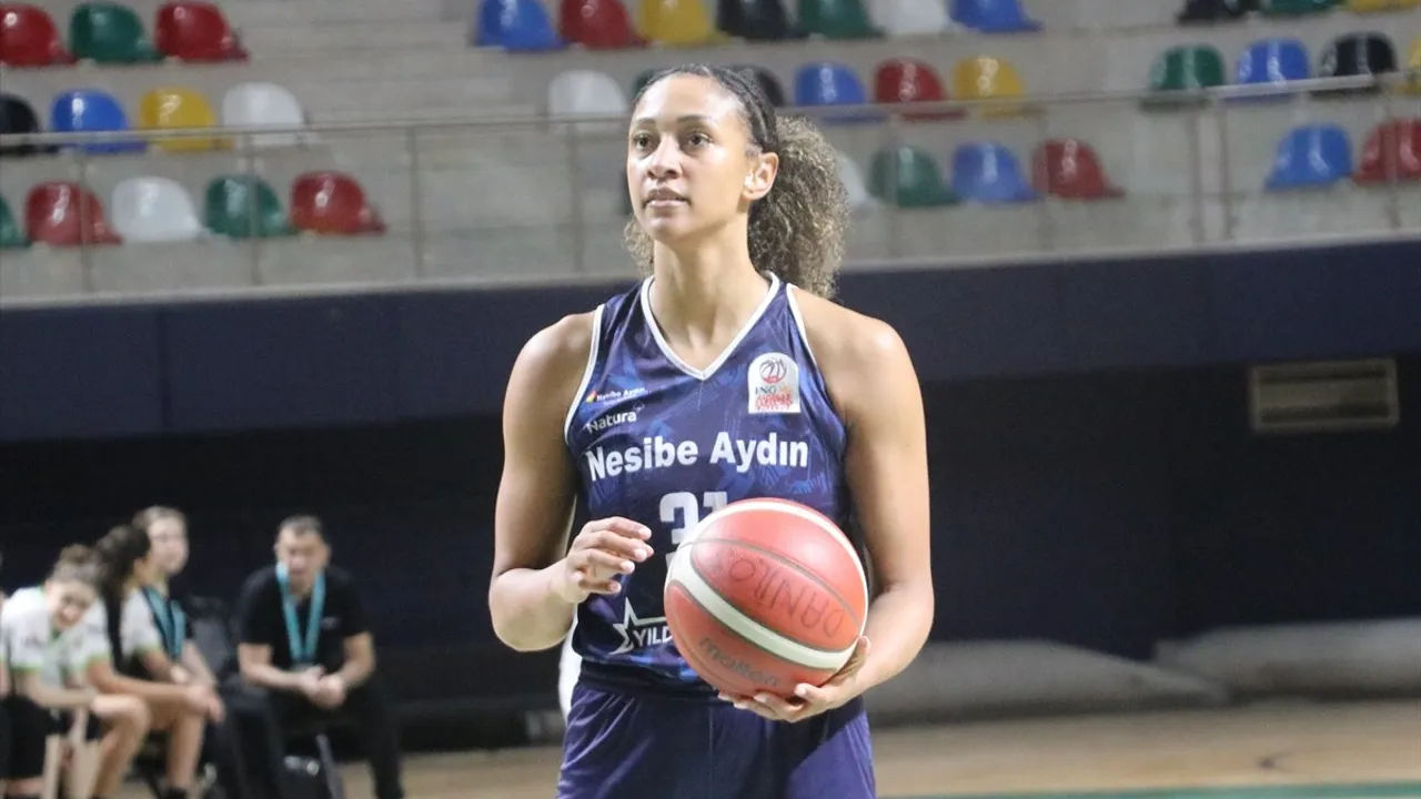 Nesibe Aydın, Danilos Pizza'yı Deplasmanda Mağlup Etti