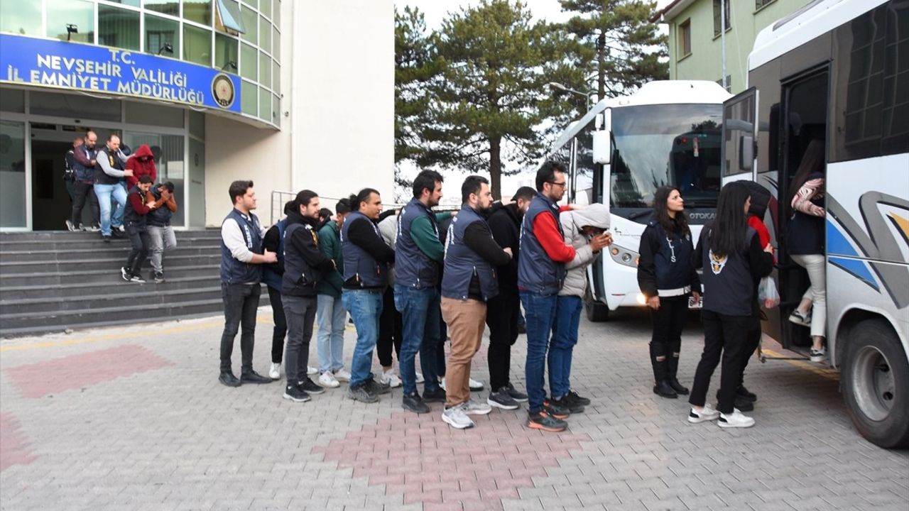 Nevşehir Merkezli Dolandırıcılık Operasyonunda 61 Şüpheli Adliyeye Sevk Edildi