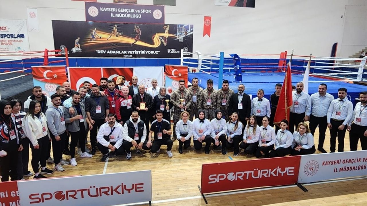 Nuri Yazanel Muaythai Şampiyonası Kayseri'de Gerçekleşti