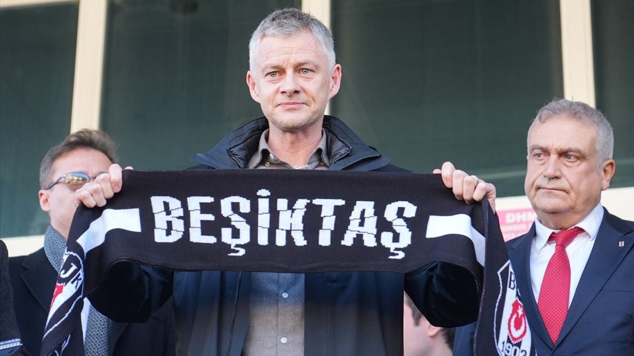 Ole Gunnar Solskjaer İstanbul'a Gelerek Beşiktaş ile Görüşmelere Başladı