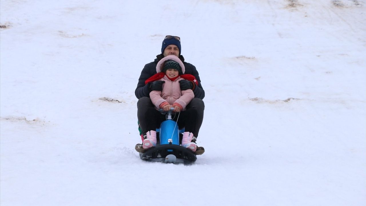 Salda Kayak Merkezi'nde Sezon Açıldı