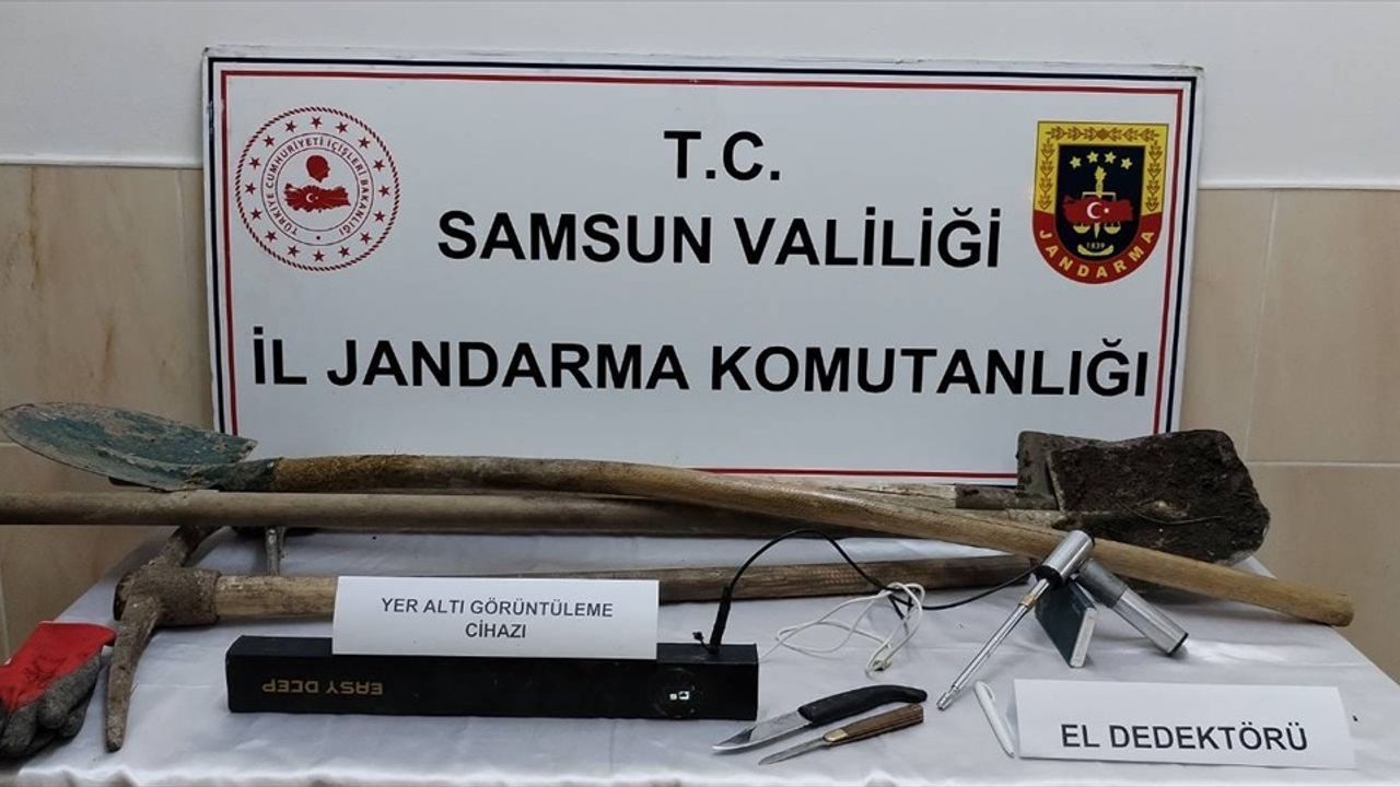 Samsun Alaçam'da Kaçak Kazı Yapan 5 Şüpheli Gözaltına Alındı