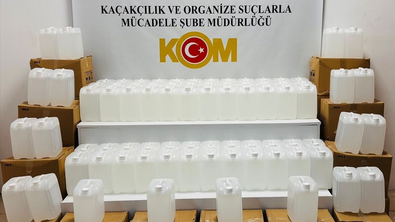 Samsun'da 1 Ton Etil Alkol Ele Geçirildi, 2 Gözaltı