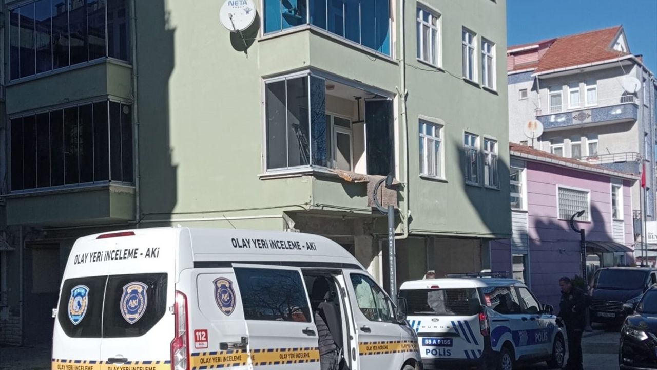 Samsun'da Boşanma Aşamasındaki Eşi Tarafından Bıçaklanan Kadın Hastaneye Kaldırıldı