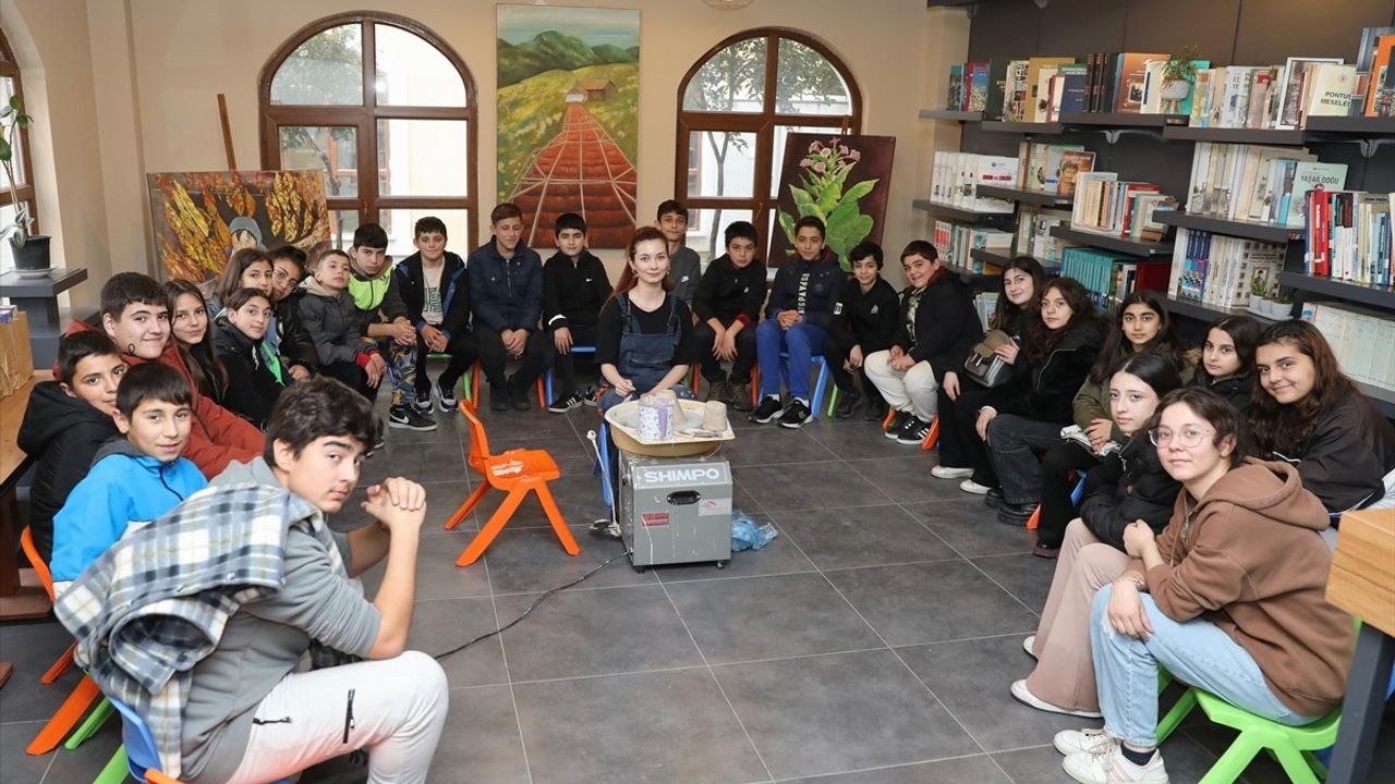 Samsun'da Çocuklar Sanatla Buluşuyor: Müzelerde Sanat Buluşması Projesi