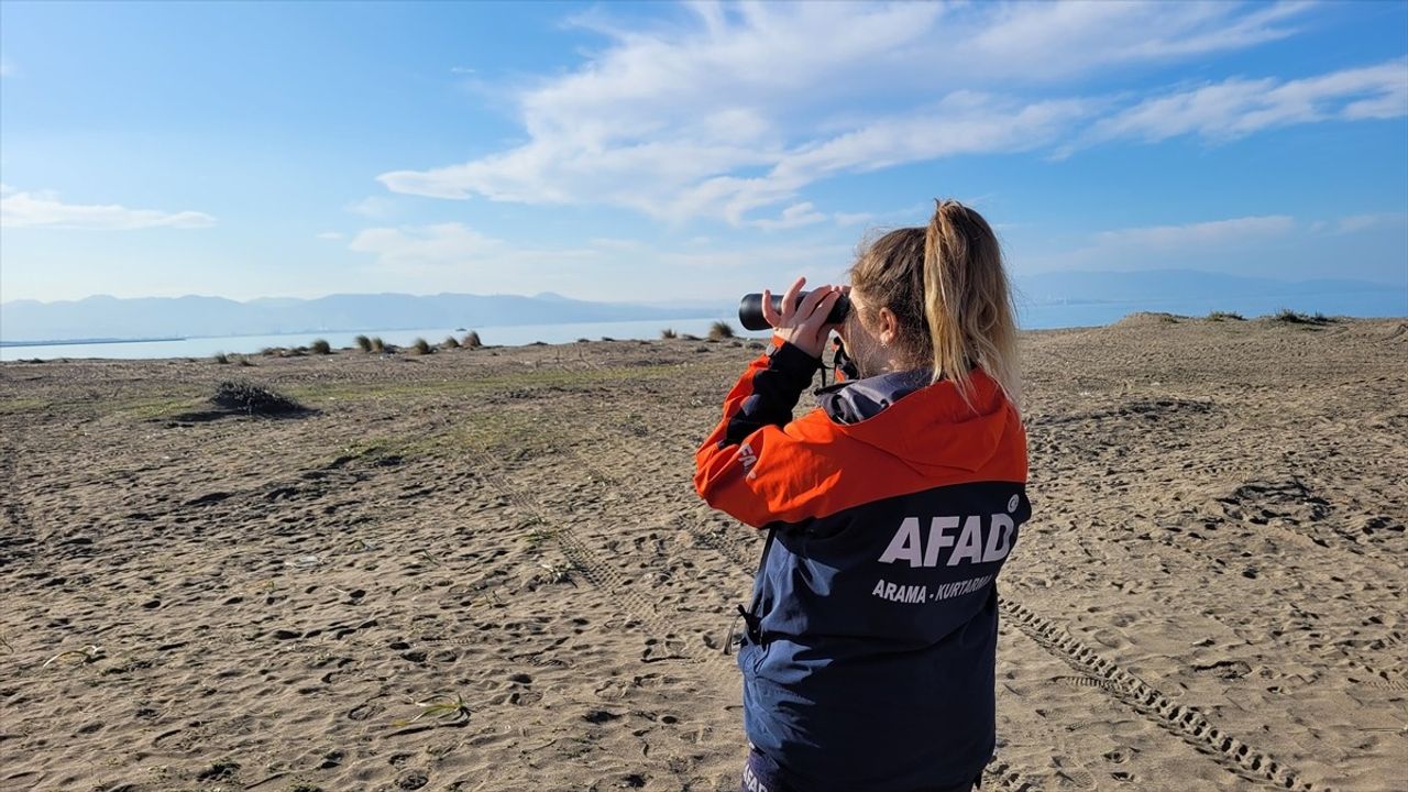 Samsun'da Kaybolan Balıkçı İçin Arama Çalışmaları Devam Ediyor