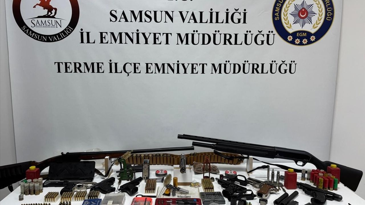 Samsun'da Silah Kaçakçılığı Operasyonu: 2 Zanlı Yakalandı