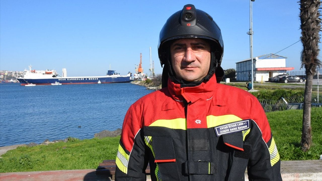 Samsun Limanı'ndaki Gemideki Yangın Kontrol Altına Alındı