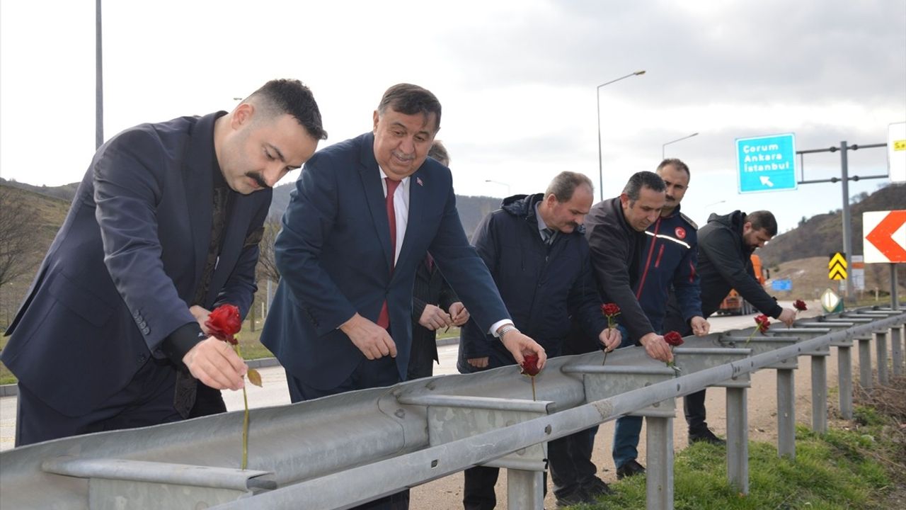 Samsunspor Kafilesi 36 Yıl Sonra Trafik Kazasında Hayatını Kaybedenler İçin Anıldı