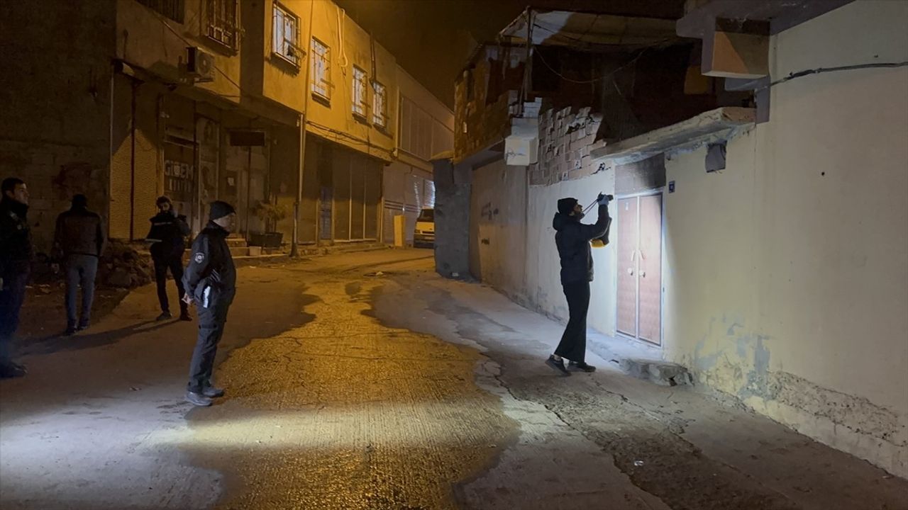 Şanlıurfa'nın Siverek İlçesinde Silahlı Kavga: 2 Yaralı