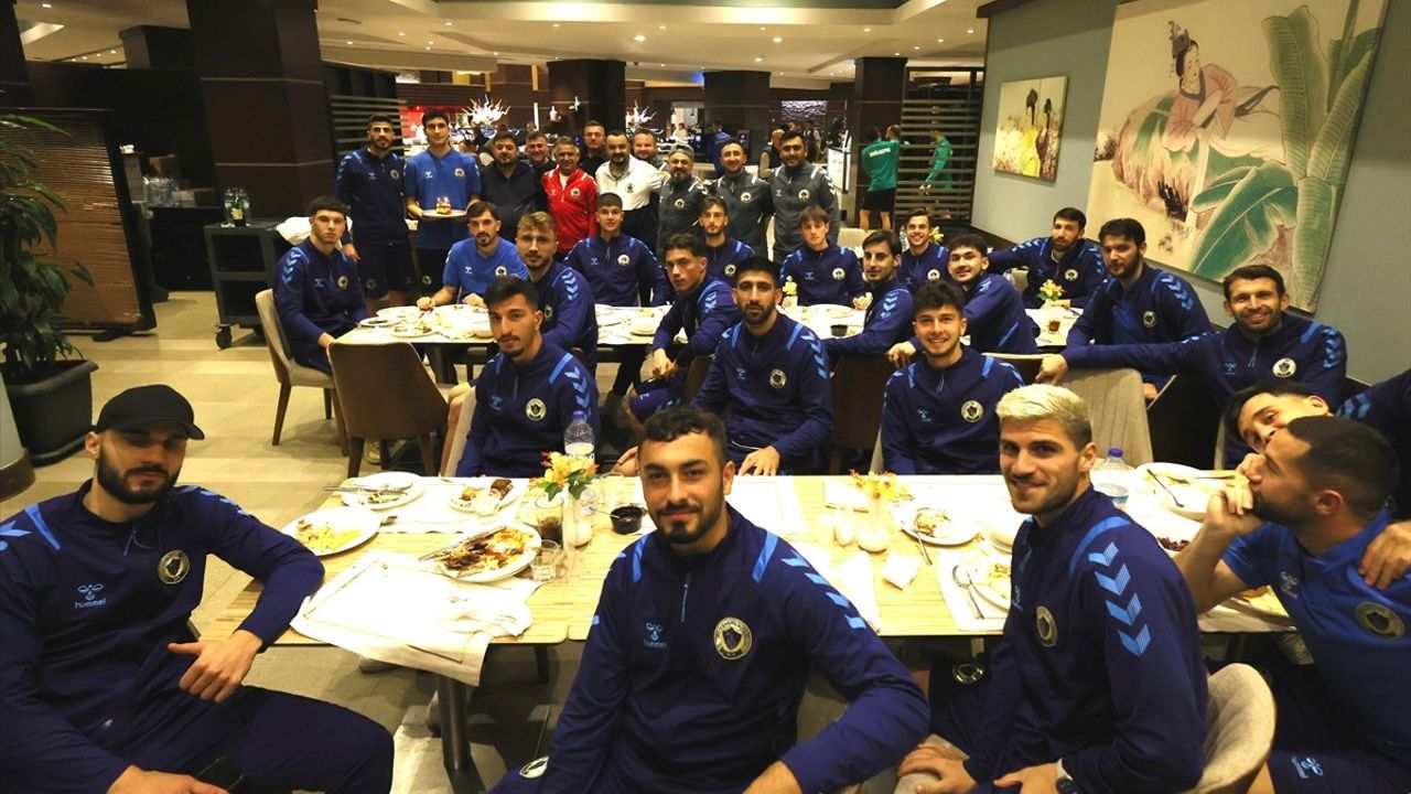 Şehit Fethi Sekin'in Oğlu Burak Tolunay Sekin 19 Yaşına Girdi