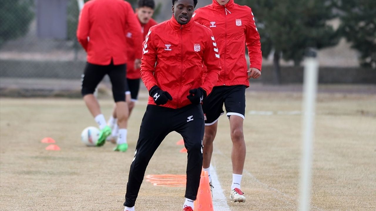 Sivasspor, Tehlikeli Bölgeden Çıkmak İçin Seri Galibiyet Peşinde