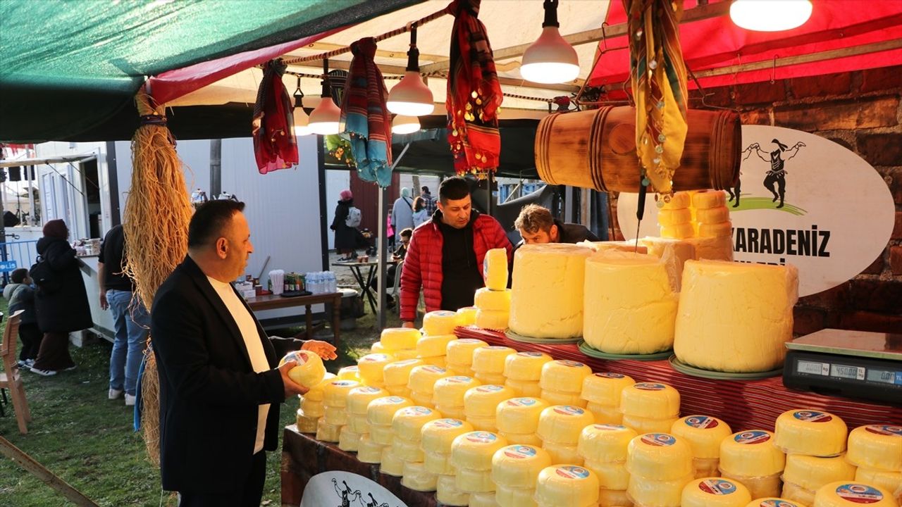 Tekirdağ'da 1. Hamsi ve Mıhlama Festivali Başladı