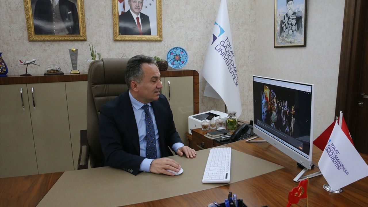 TOGÜ Rektörü Prof. Dr. Fatih Yılmaz, Anadolu Ajansı'nın Yılın Kareleri Oylamasına Katıldı