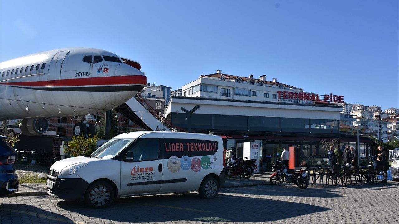 Trabzon'da Restoranda Yangın: Hasar ve Soruşturma Başlatıldı
