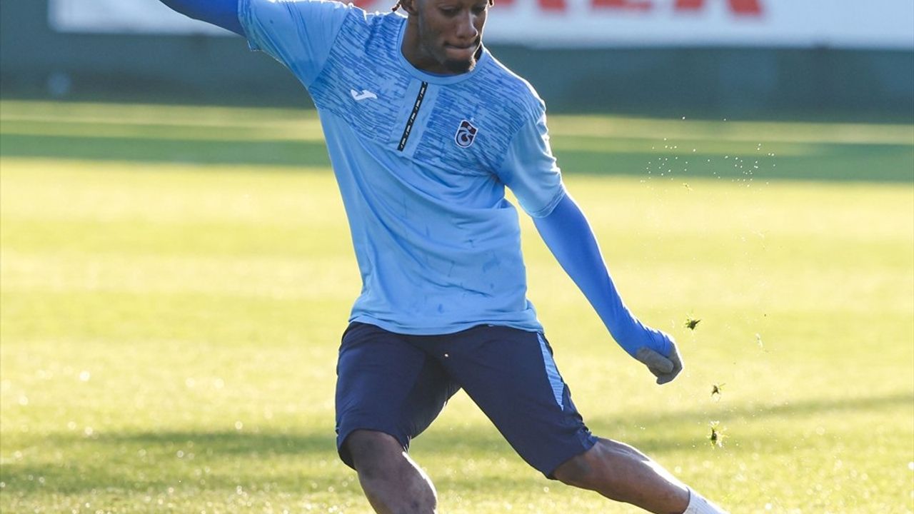 Trabzonspor, Kayserispor Maçı İçin Hazırlıklarını Sürdürüyor