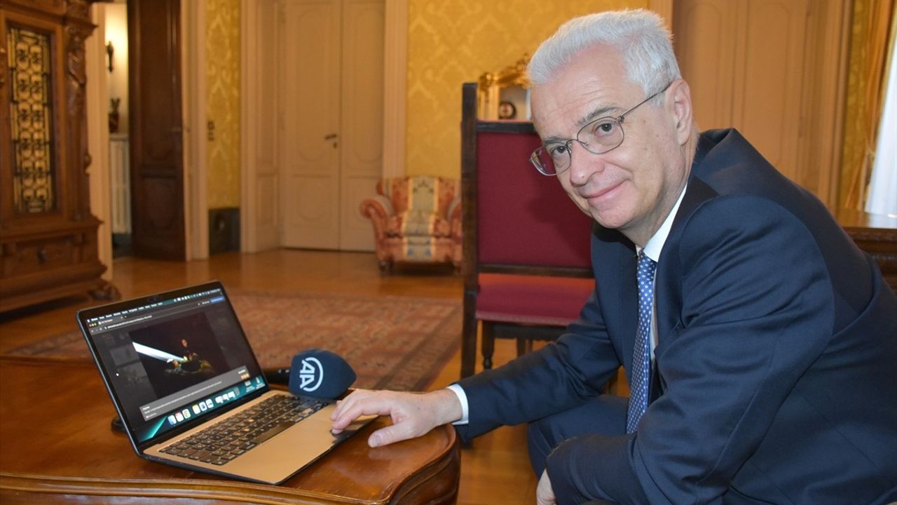 Türkiye'nin Roma Büyükelçisi Ömer Gücük, Anadolu Ajansı'nın 'Yılın Kareleri' Oylamasına Katıldı