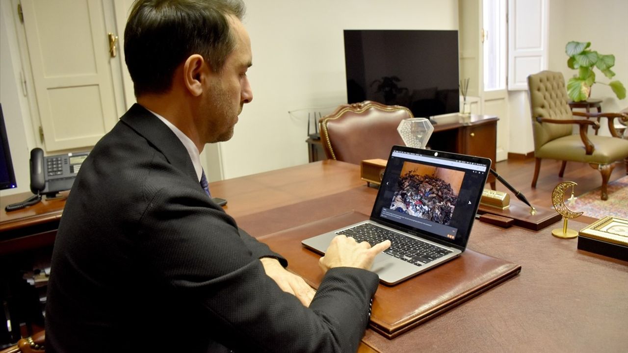 Türkiye'nin Vatikan Büyükelçisi Ufuk Ulutaş, AA'nın Yılın Kareleri Oylamasında Yer Aldı