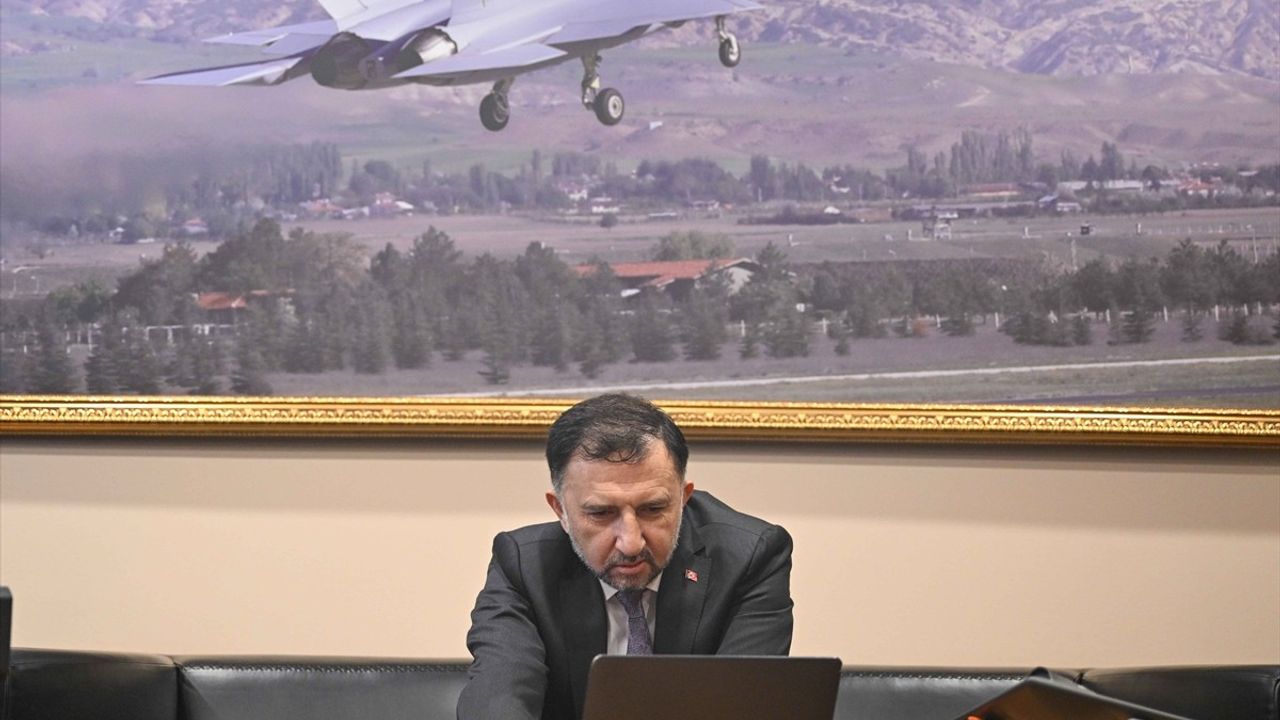 TUSAŞ Genel Müdürü Mehmet Demiroğlu, AA'nın 'Yılın Kareleri' Oylamasına Katıldı