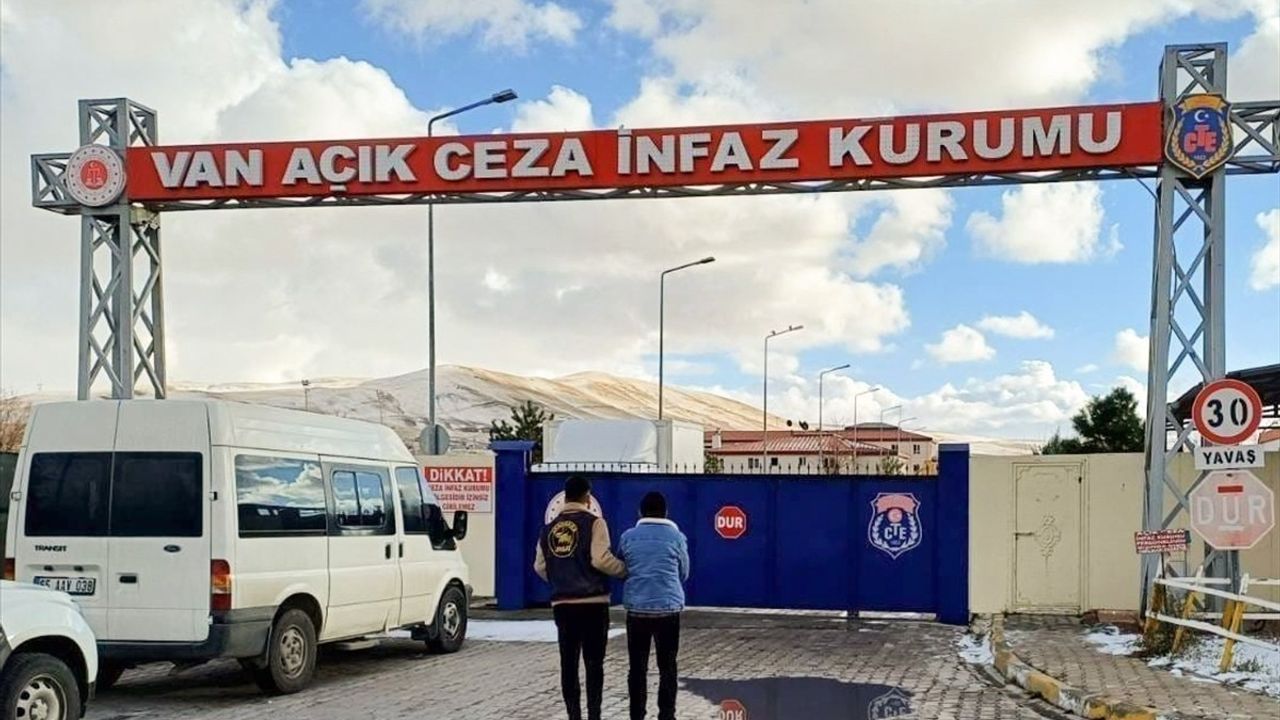 Van'da Farklı Suçlardan 85 Şüpheli Yakalandı