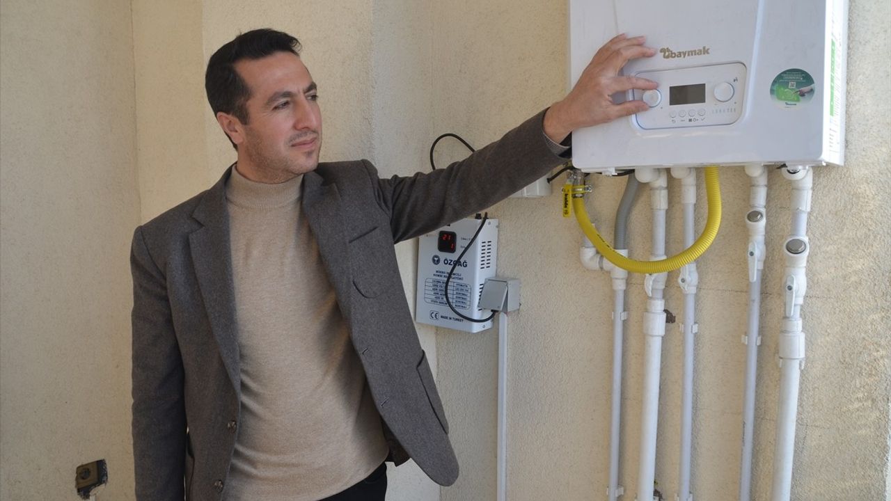 Yüksekova'da Doğal Gaz Hizmeti Başladı