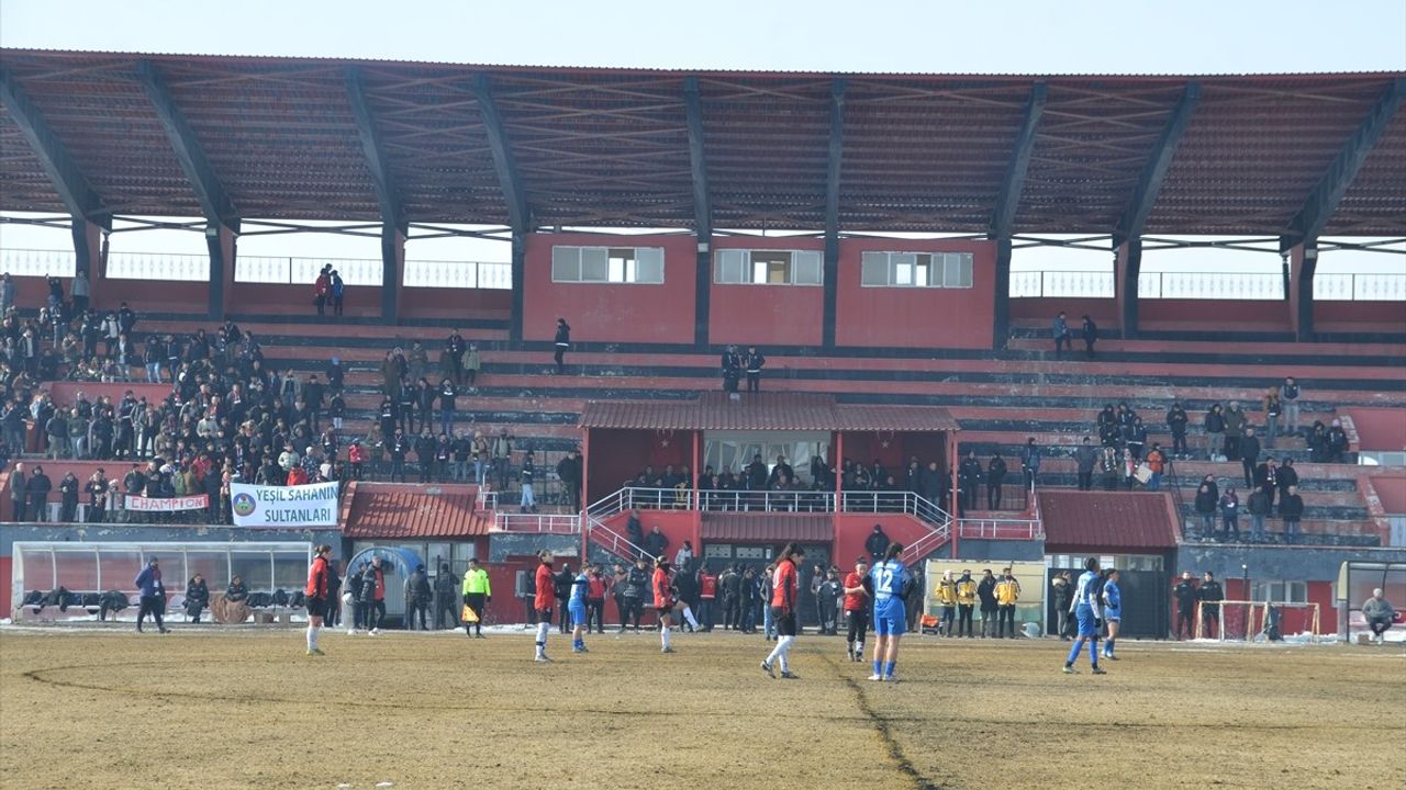 Yüksekova Spor Kulübü, Kadınlar Futbol 1. Ligi B Grubunu Lider Tamamladı