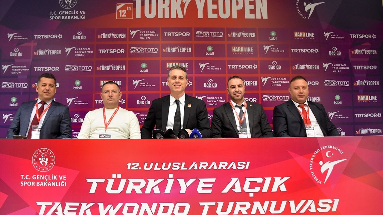 12. Uluslararası Türkiye Açık Tekvando Turnuvası Antalya'da Başladı