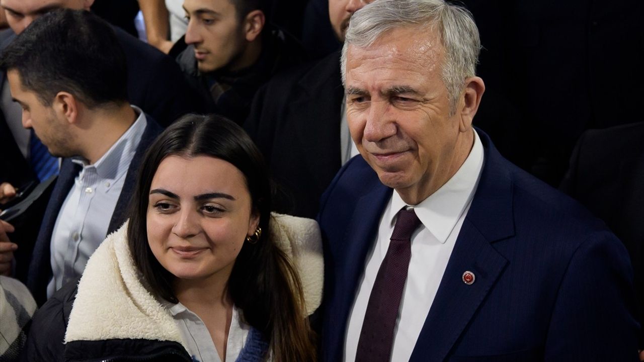 ABB Başkanı Mansur Yavaş, Genç Akademi Bahçelievler Açılışında Açıklamalarda Bulundu