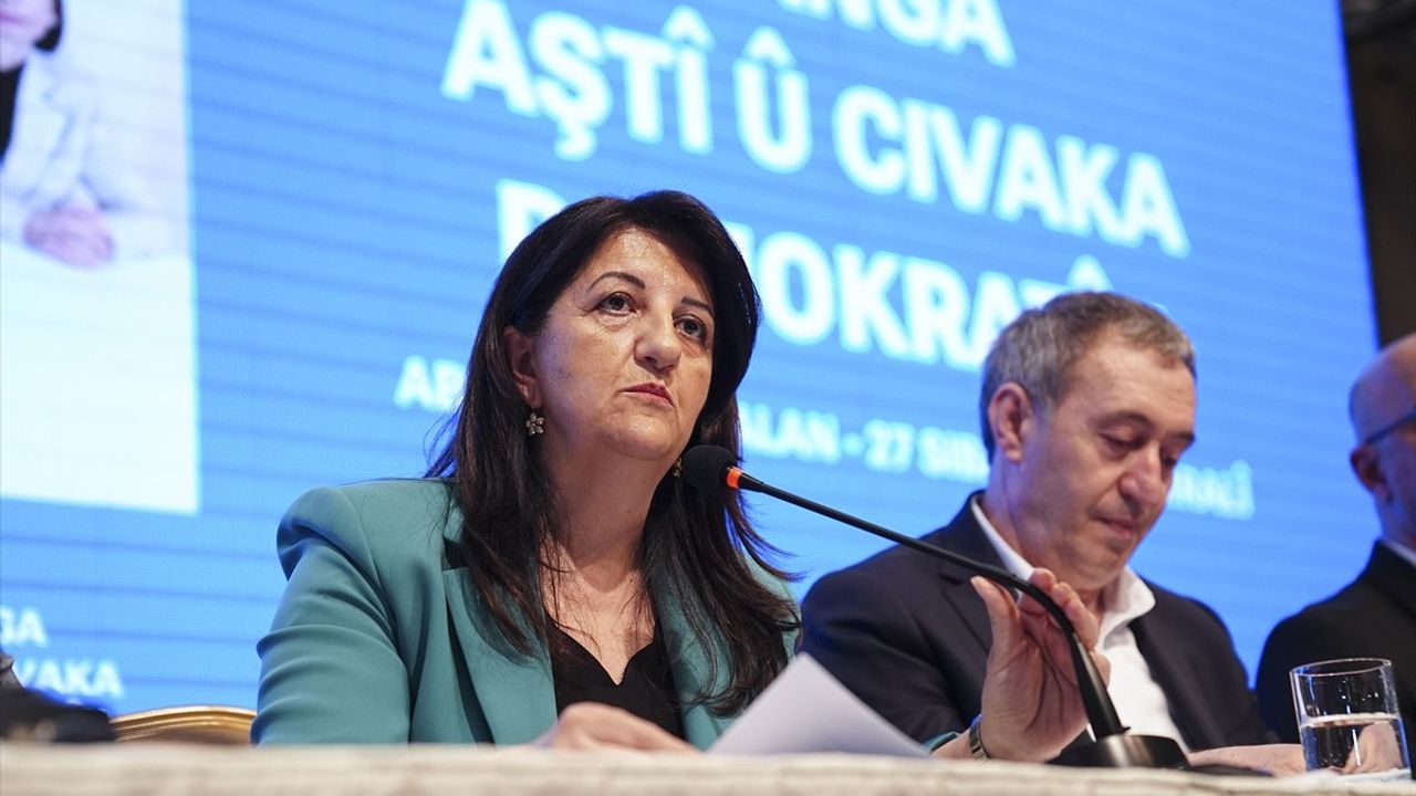 Abdullah Öcalan'dan PKK'ya Silah Bırakma Çağrısı