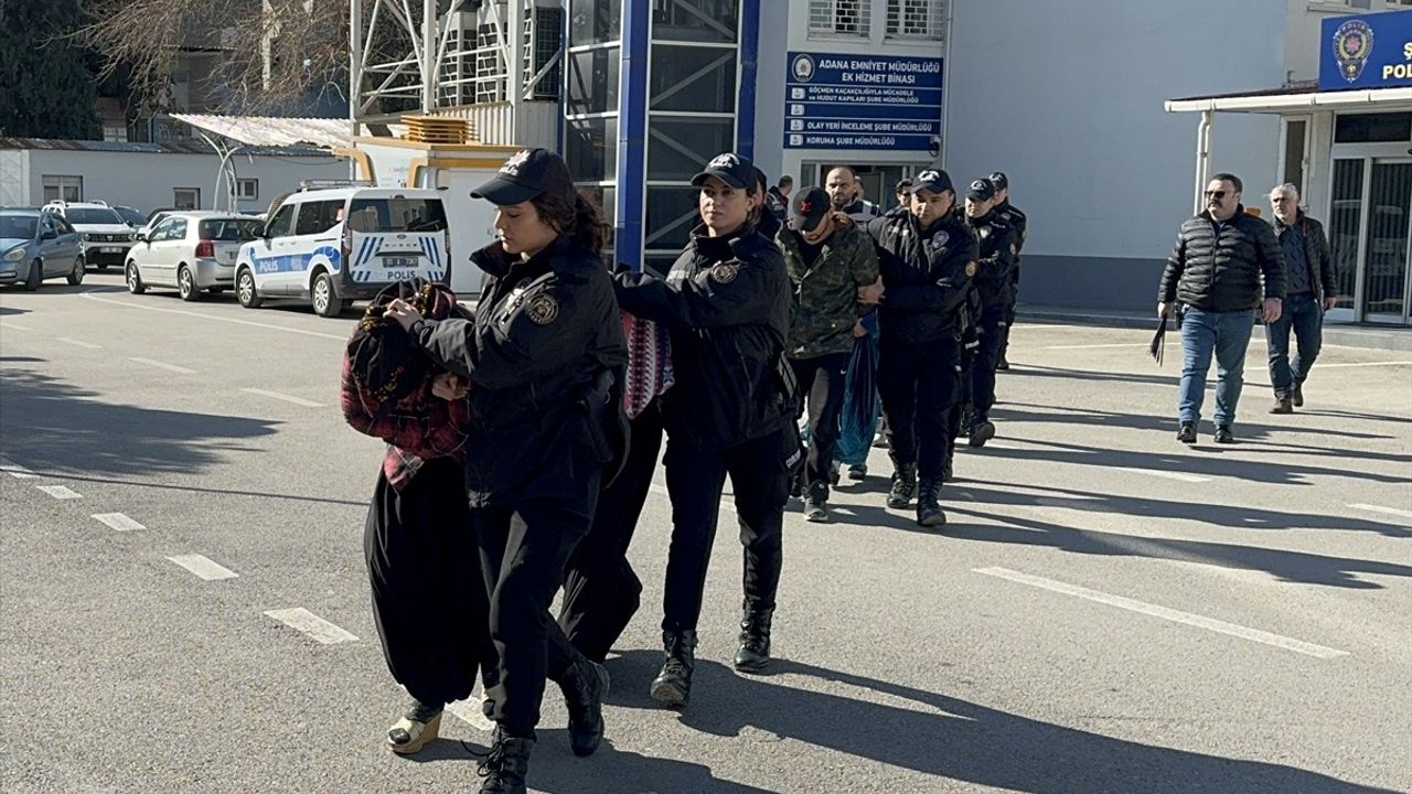 Adana'da Göçmen Kaçakçılığı Operasyonu: 3 Zanlı Tutuklandı