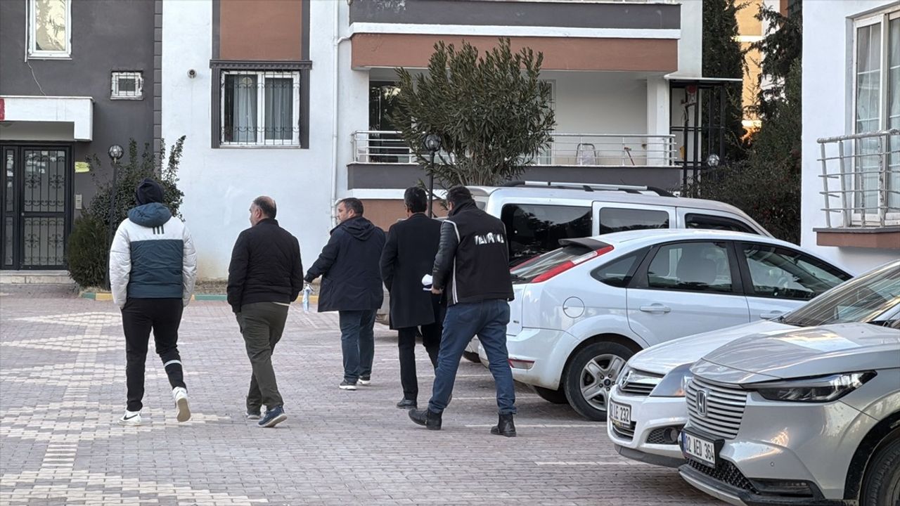 Adıyaman'da Usulsüz Sağlık Raporu Operasyonu: 33 Şüpheli Yakalandı