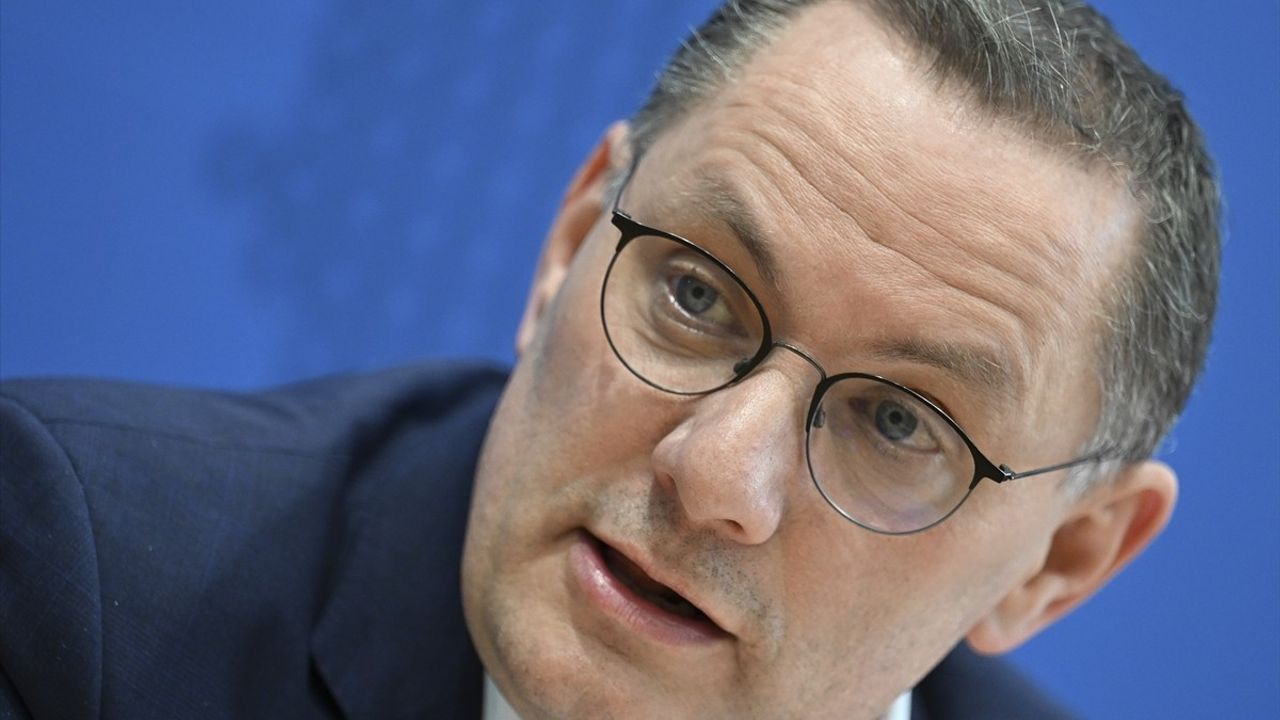 AfD Eş Genel Başkanı Chrupalla: "Çifte Vatandaşlığı Genel Olarak Sorunlu Buluyoruz"