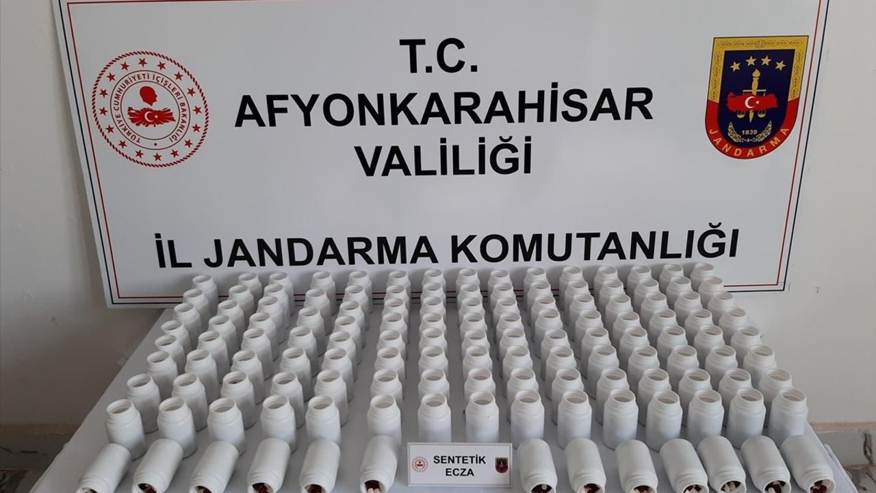 Afyonkarahisar'da Uyuşturucu Operasyonu: 4 Şüpheli Gözaltında