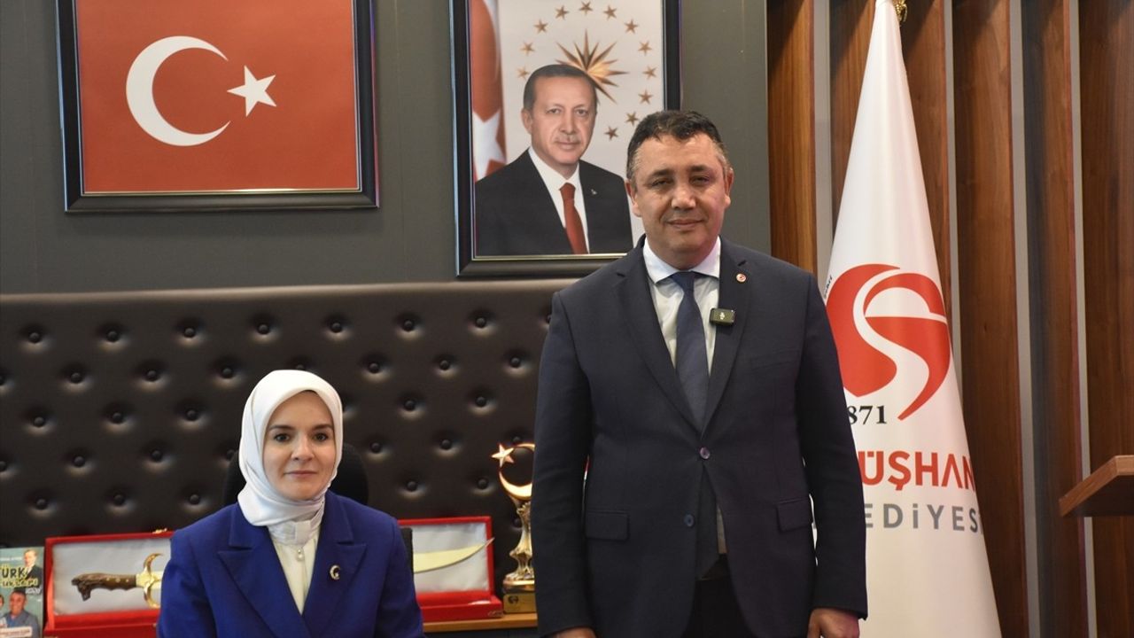 Aile ve Sosyal Hizmetler Bakanı Göktaş Gümüşhane'de Ziyaretlerde Bulundu