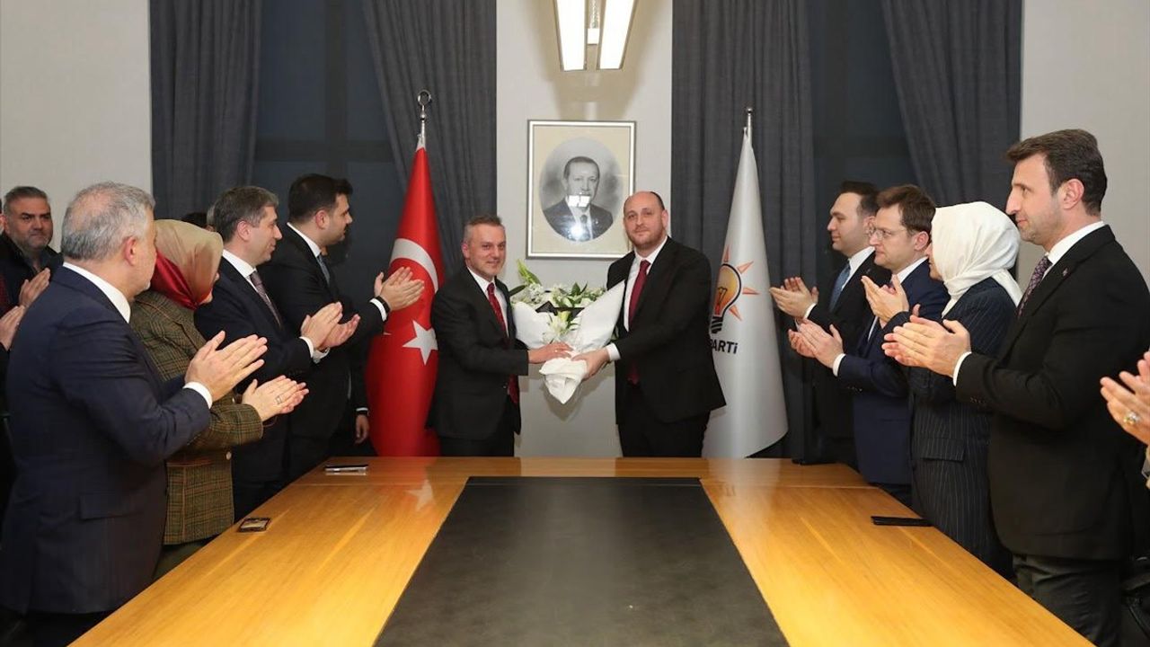 AK Parti Teşkilat Başkanlığı Görev Değişimi: Erkan Kandemir Ahmet Büyükgümüş'e Devretti