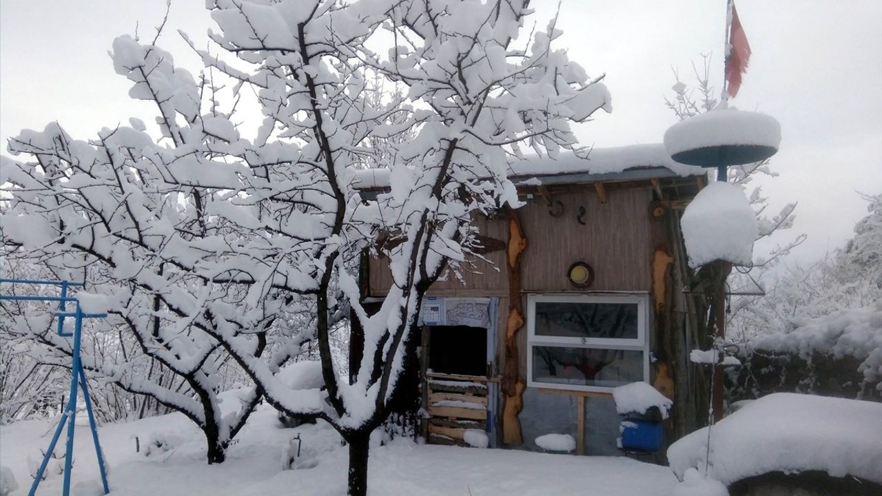Amasya'nın Yüksek Kesimlerinde Kar Yağışı Etkili Oluyor